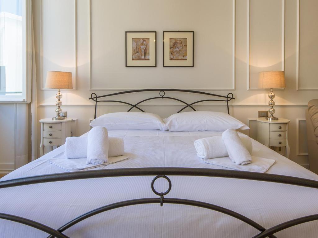 Dei Poeti Rooms&apartments 3* Florence